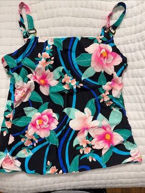 LA BLANCA Floral Tankini  lined w/tummy control underwire soft molded cups 36D